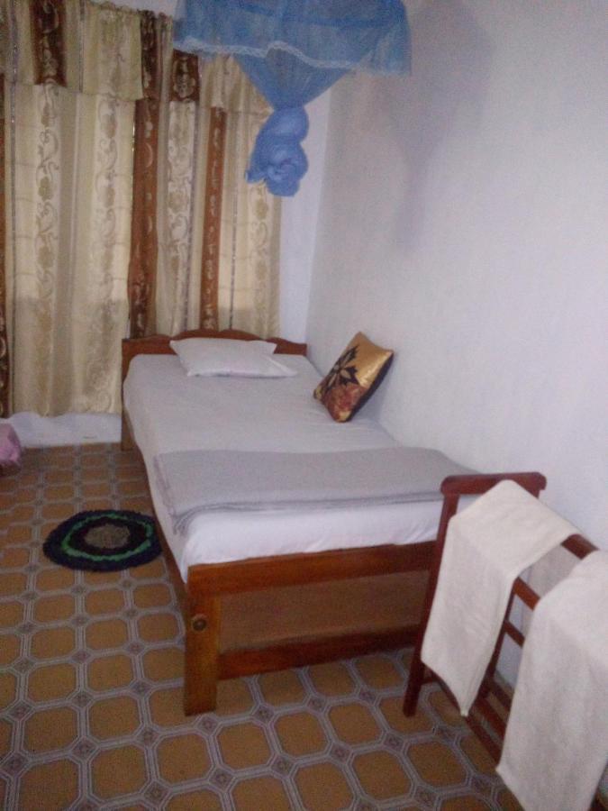 Ella J Villa Luaran gambar