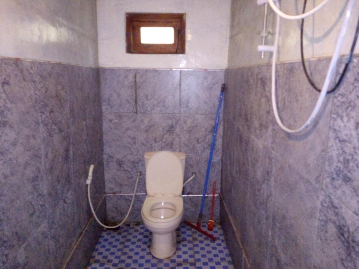 Ella J Villa Luaran gambar