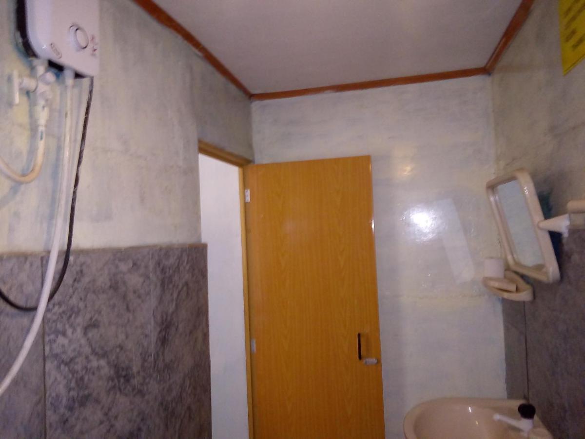 Ella J Villa Luaran gambar