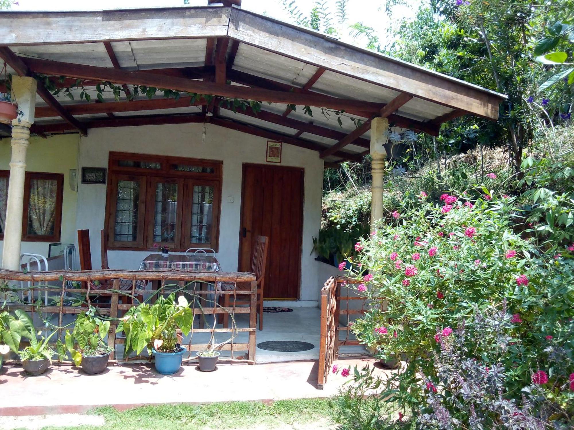Ella J Villa Luaran gambar