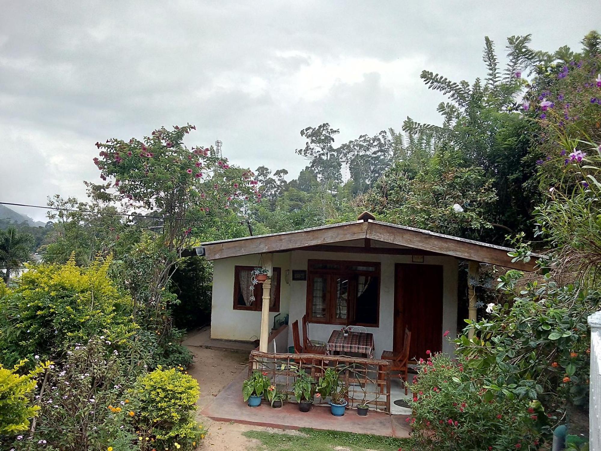 Ella J Villa Luaran gambar